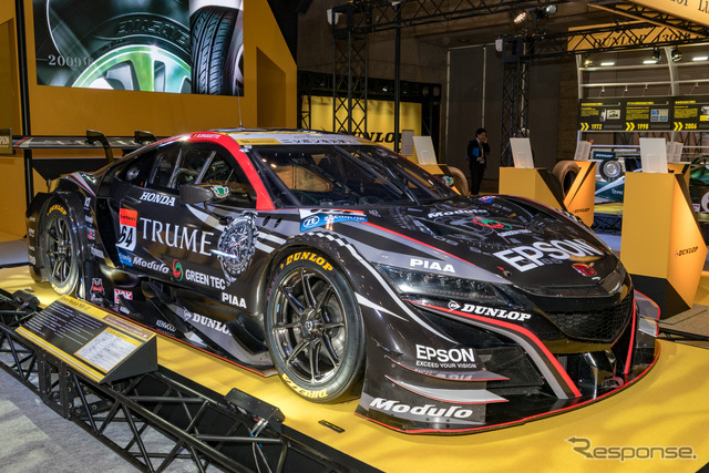 ダンロップブース(東京オートサロン2018)