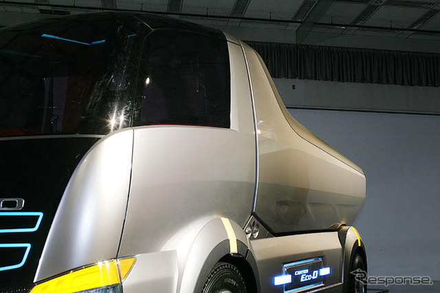 【東京モーターショー07】三菱ふそう CANTER ECO-D、静かなダンプ