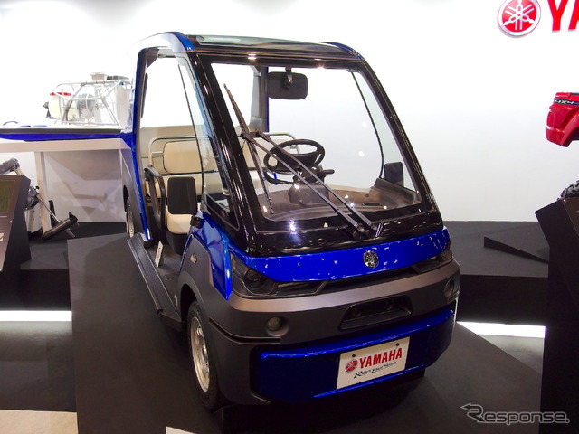 ヤマハ発動機の無人オンロード車両(電動低速車)、YG-M(ロボデックス2018)