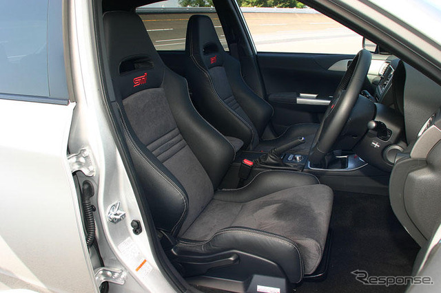 【東京モーターショー07】スバル インプレッサWRX STI…高性能と日常性