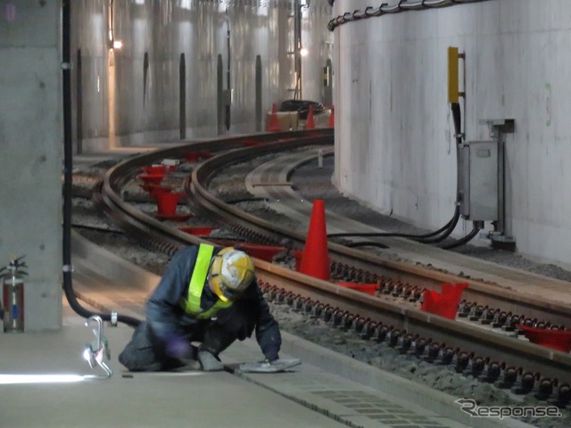 3月3日に複々線の供用を開始する予定となっている、梅ヶ丘~代々木上原間1.6km部分の地下工事現場。