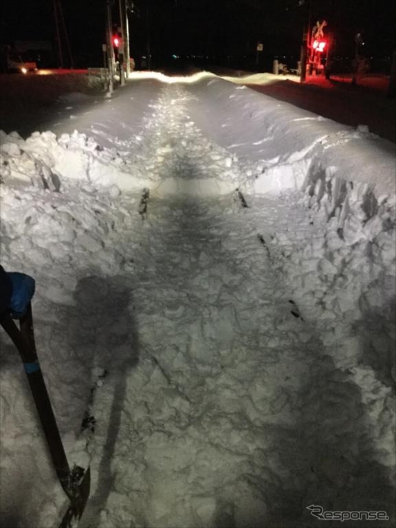 大雪によって430人がとじこめられた信越線の現場