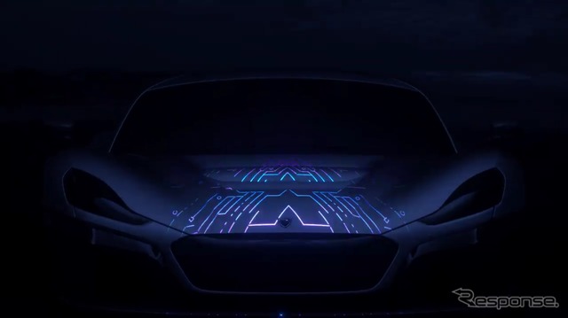 リマック・アウトモビリ社の新型EVハイパーカーのティザーイメージ