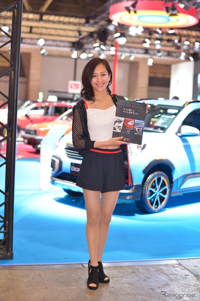 ダイハツ工業コンパニオン(東京オートサロン2018)
