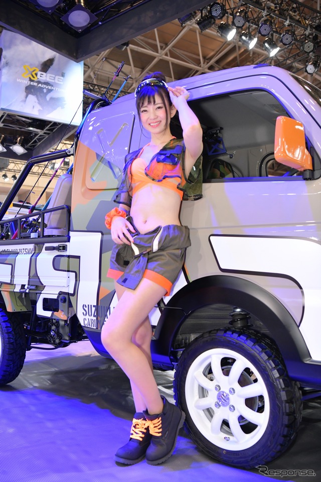スズキコンパニオン(東京オートサロン2018)