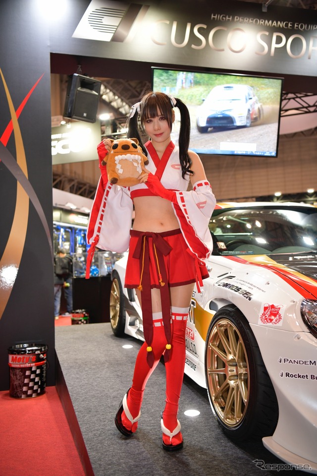 CUSCOコンパニオン(東京オートサロン2018)
