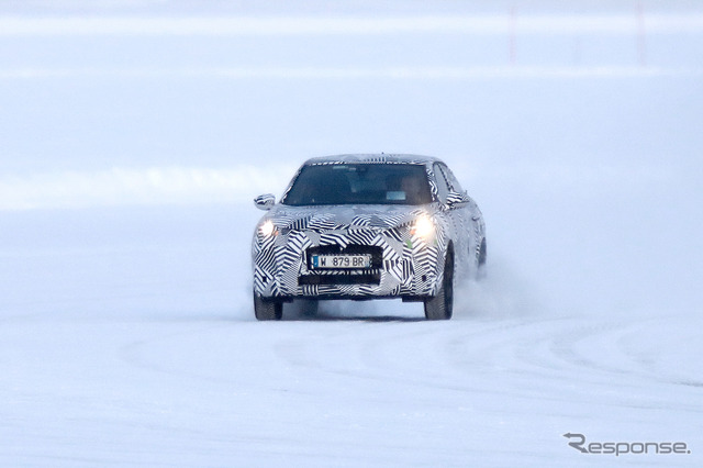 DS 3 クロスバック スクープ写真