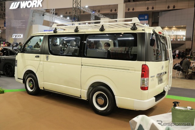 トヨタ・モデリスタ・ハイエース・リラクベース (東京オートサロン2018)