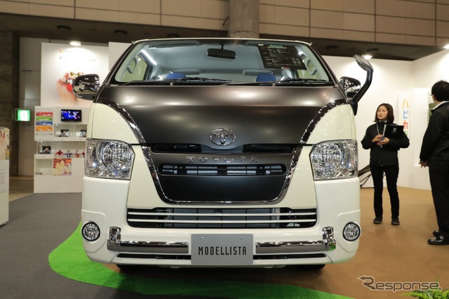 トヨタ・モデリスタ・ハイエース・リラクベース (東京オートサロン2018)