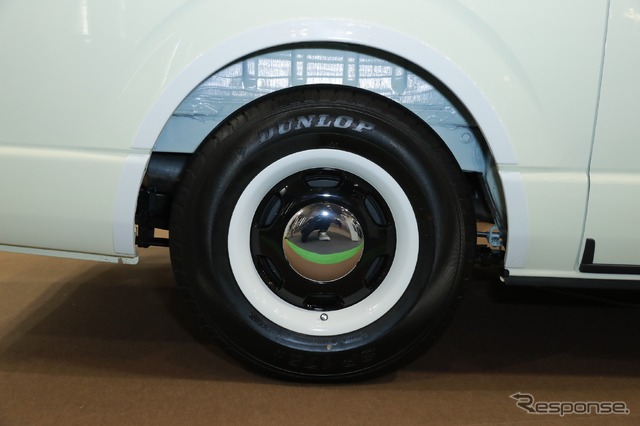 トヨタ・モデリスタ・ハイエース・リラクベース (東京オートサロン2018)