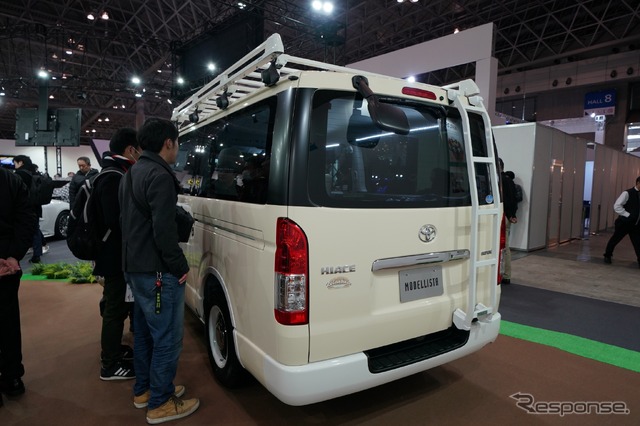 トヨタ・モデリスタ・ハイエース・リラクベース (東京オートサロン2018)