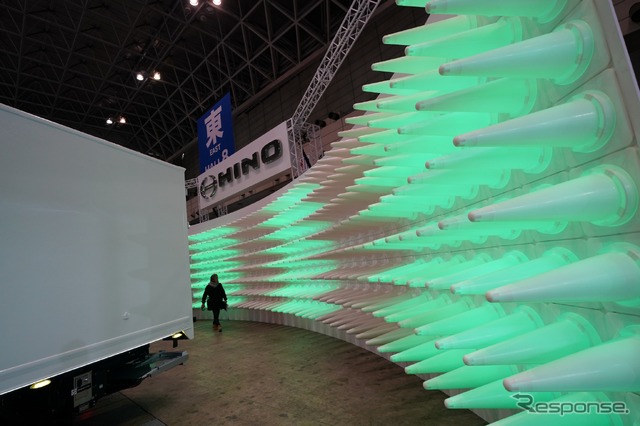 日野自動車(東京オートサロン2018)