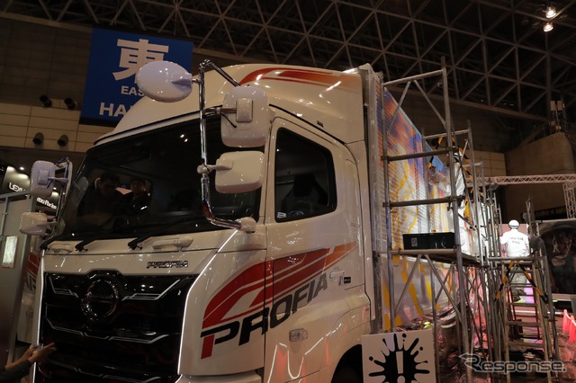 日野自動車(東京オートサロン2018)