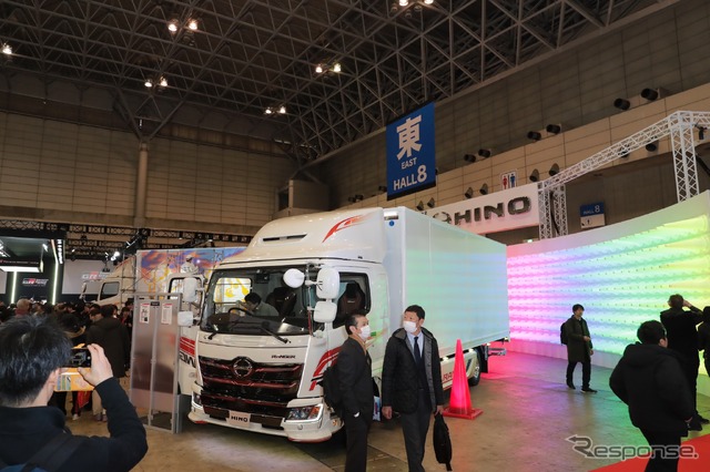 日野自動車(東京オートサロン2018)