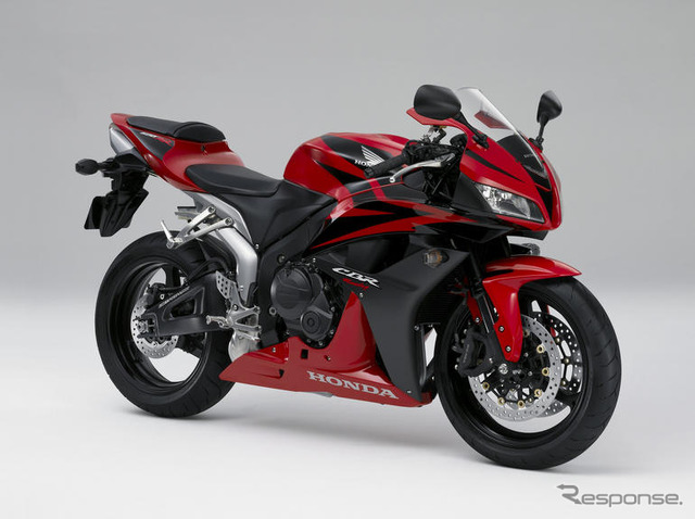 ホンダ CBR600RR カラーリング変更
