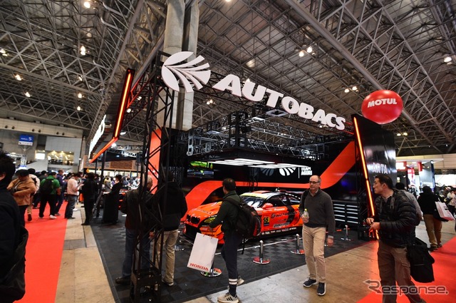 オートバックス(東京オートサロン2018)