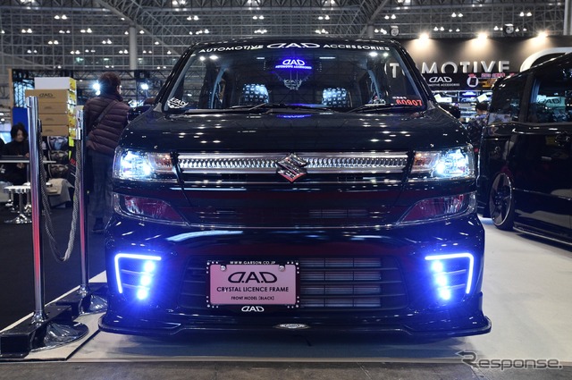 D.A D『ボクシー』(東京オートサロン2018)