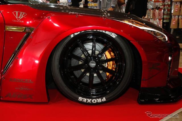 バレンティ『GT-R』(東京オートサロン2018)