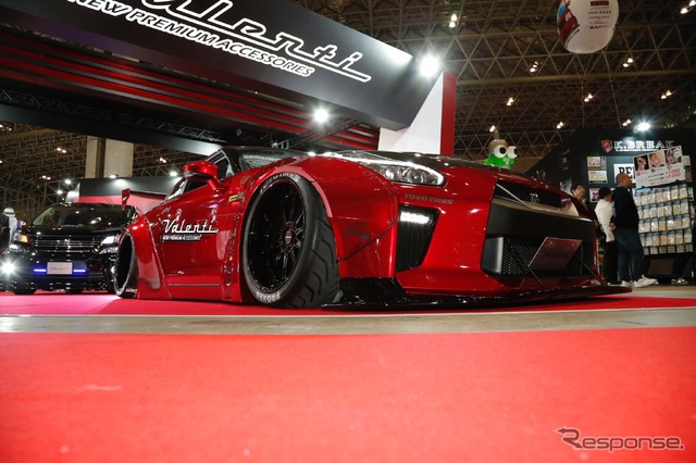 バレンティ『GT-R』(東京オートサロン2018)