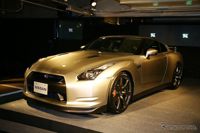 【日産 GT-R 発表】誰でも、どこでも、どんな時でも最高のスーパーカー