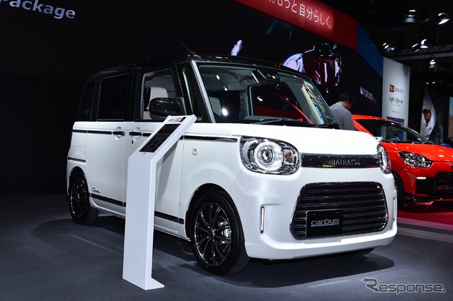 ダイハツ・ムーヴキャンバス・プレミアムバージョン(東京オートサロン2018)