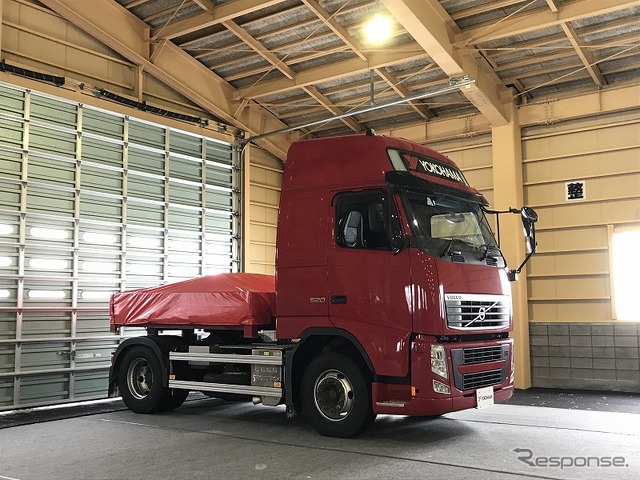ボルボのトラクタヘッド(型は古いという)