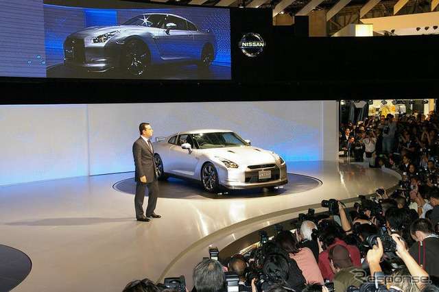 【東京モーターショー07】日産ゴーン社長、GT-R は情熱の証
