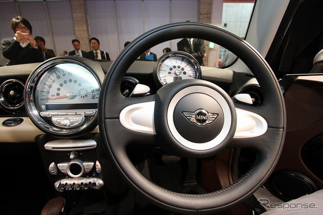 【東京モーターショー07】写真蔵…3つ目のMINI、クラブマン