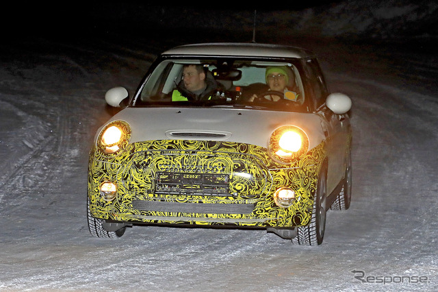 MINI E(仮称)に設定される「S」モデルのプロトタイプ スクープ写真
