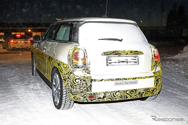 MINI E（仮称）に設定される「S」モデルのプロトタイプ スクープ写真