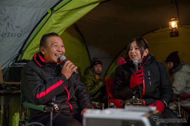 ラリードライバー増岡浩さん、自動車ジャーナリスト竹岡圭さんによるトークも