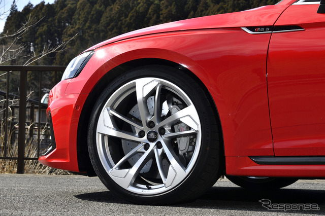 アウディ RS5 でKYB製ショックアブソーバの実力を試す