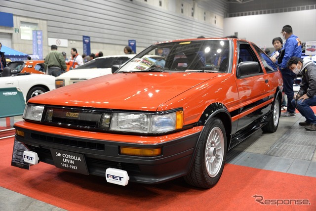 トヨタ・カローラレビン3ドアGT-APEX(1986年)