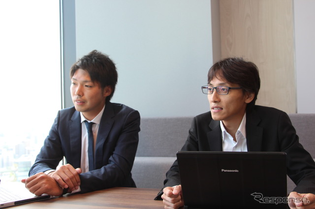カーセブンディベロプメント システムグループ マーケティング&システム&トレーディングディブジョン グループマネージャー 中村次郎氏(右)とカーセブンディベロプメント ニューセールスディベロプメントグループ ニューセールスディベロプメントディビジョン シニアマネージャー 今井崇文氏(左)