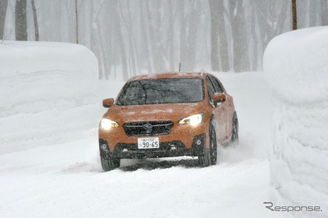 スバル XV 雪上試乗