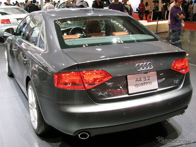 【東京モーターショー07】アウディ A4 新型、08年春に国内発売へ