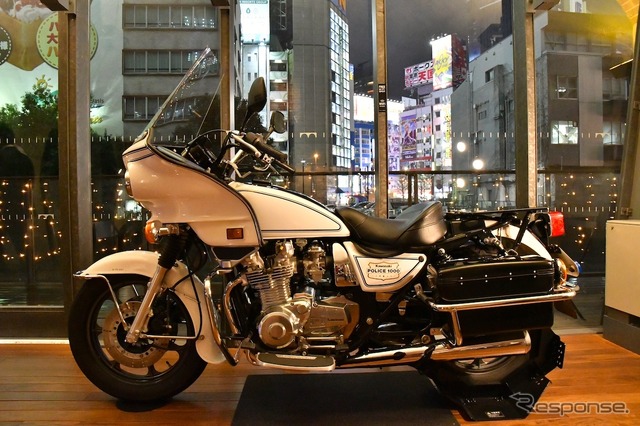 Z1000ポリス