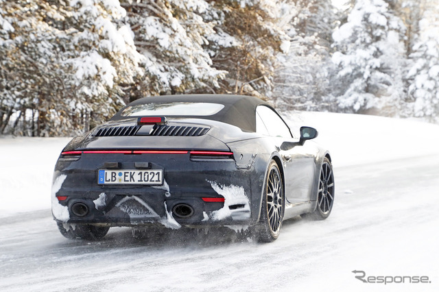 ポルシェ 911 次期型コックピット スクープ写真