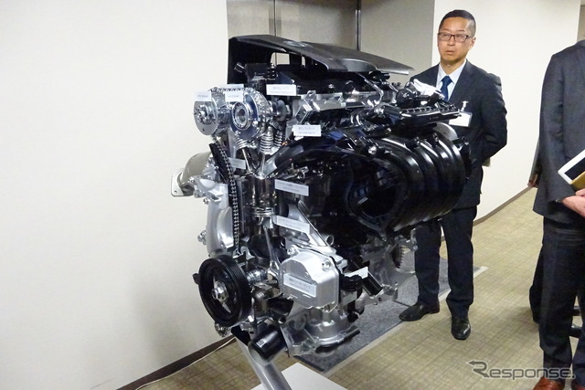 トヨタ　新開発2リットルガソリンエンジン