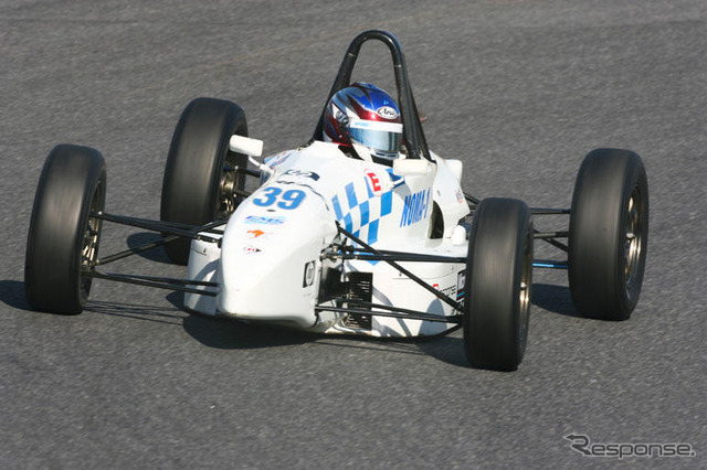 【筑波FJ1600選手権第5戦】Response. EMS M1 SK、混乱の決勝で無念