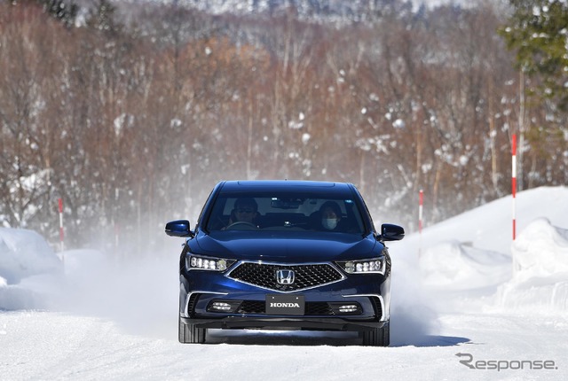 ホンダ レジェンド 新型(マイナーチェンジモデル)で豪雪の鷹栖試験場を走った