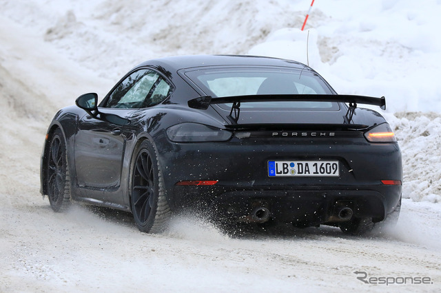 ポルシェ ケイマン GT4 スクープ写真