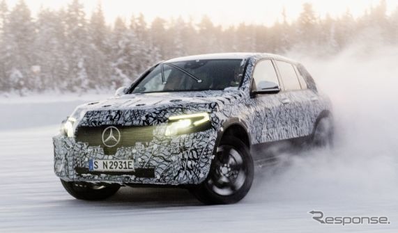 メルセデスベンツ EQ Cの開発プロトタイプ車