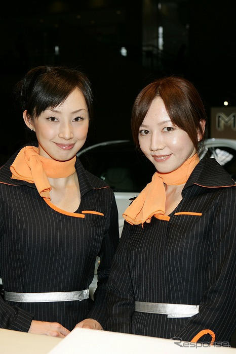 【東京モーターショー07】コンパニオン写真蔵…マイバッハ