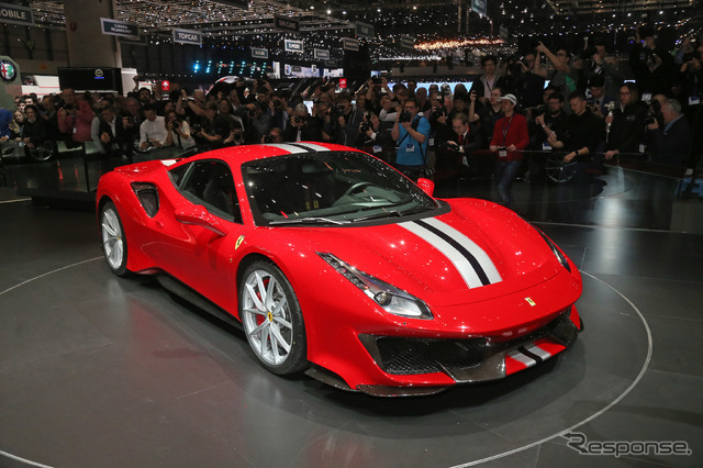 フェラーリ488ピスタ(ジュネーブモーターショー2018)