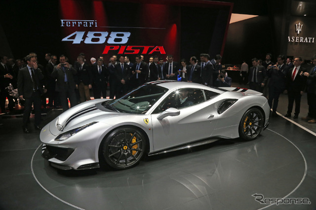フェラーリ488ピスタ(ジュネーブモーターショー2018)