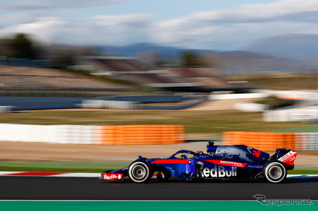 スペイン・バルセロナでテスト中の今季型マシン「トロロッソSTR13・ホンダ」。