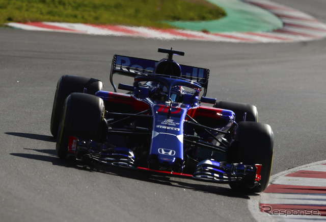 スペイン・バルセロナでテスト中の今季型マシン「トロロッソSTR13・ホンダ」。