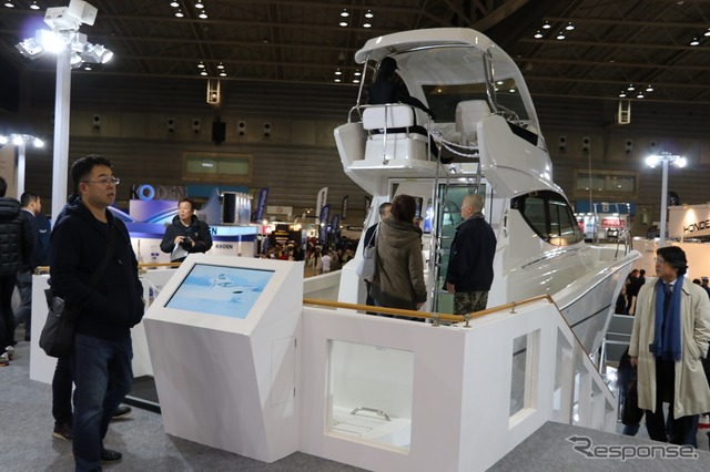ジャパンボートショー2018に合わせて発売されたヤンマーEX34
