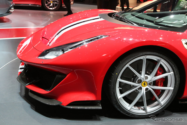 フェラーリ 488ピスタ(ジュネーブモーターショー2018)